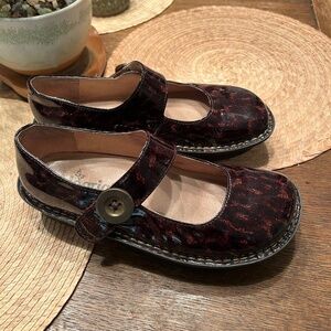ALEGRIA PALOMA MARY JANE TORTOISE SHOES - SIZE 36